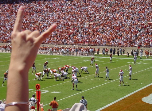 This image has an empty alt attribute; its file name is ut_3.jpg